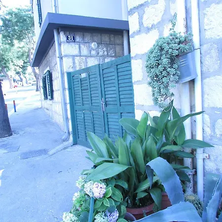 Maritimo Апартаменти